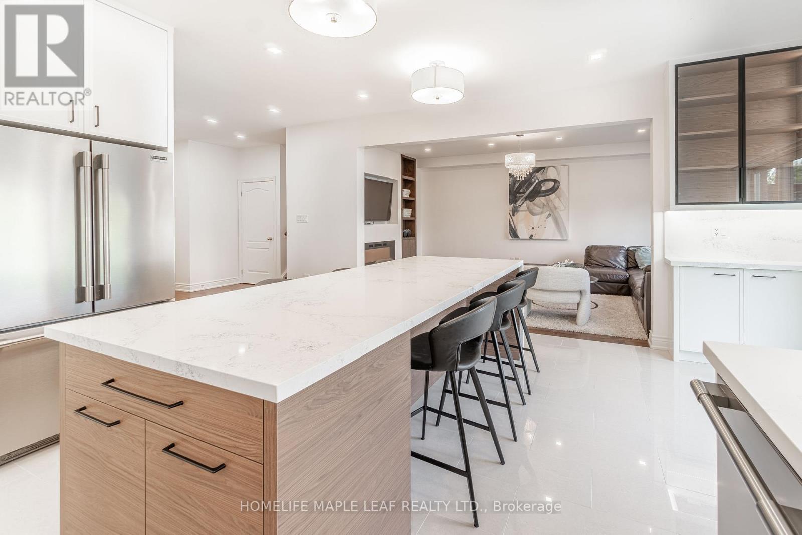 Single Family House for Sale in  MAURIER BOULEVARD Vaughan (Patterson) 