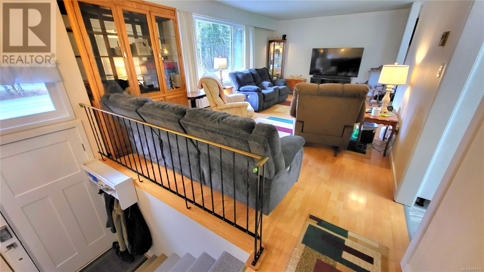 5929 Beaver Creek Rd, Port Alberni real estate listing 988170