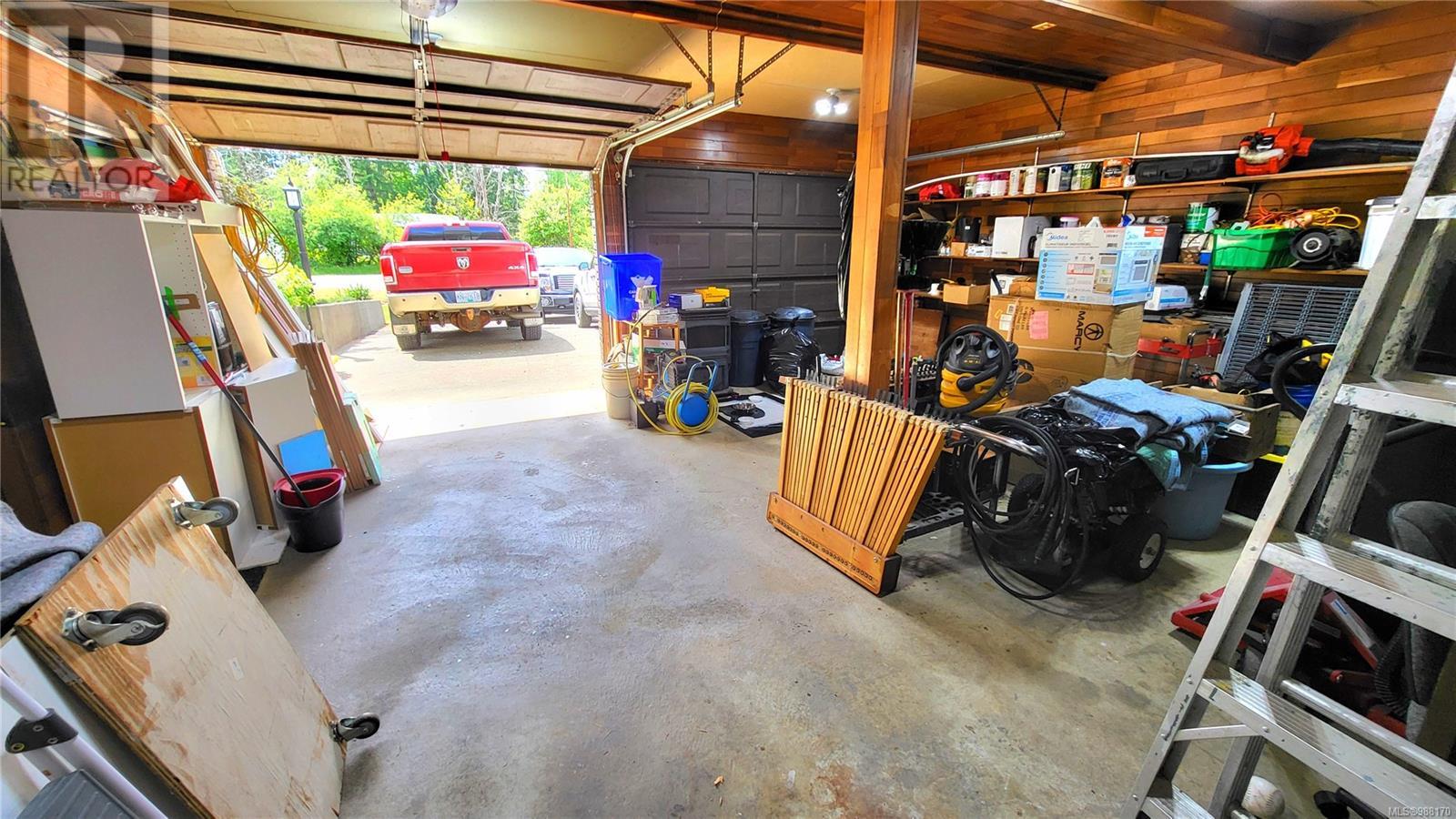 5929 Beaver Creek Rd, Port Alberni real estate listing 988170