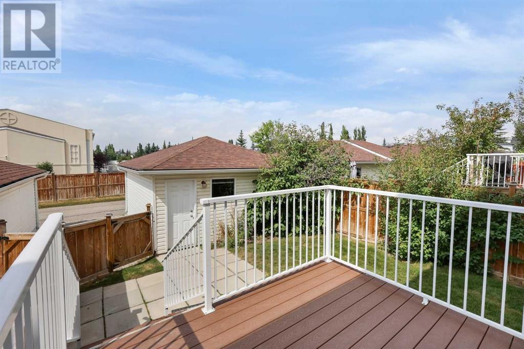 Single Family House for Sale in  Citadel Lane NW Citadel Calgary 
