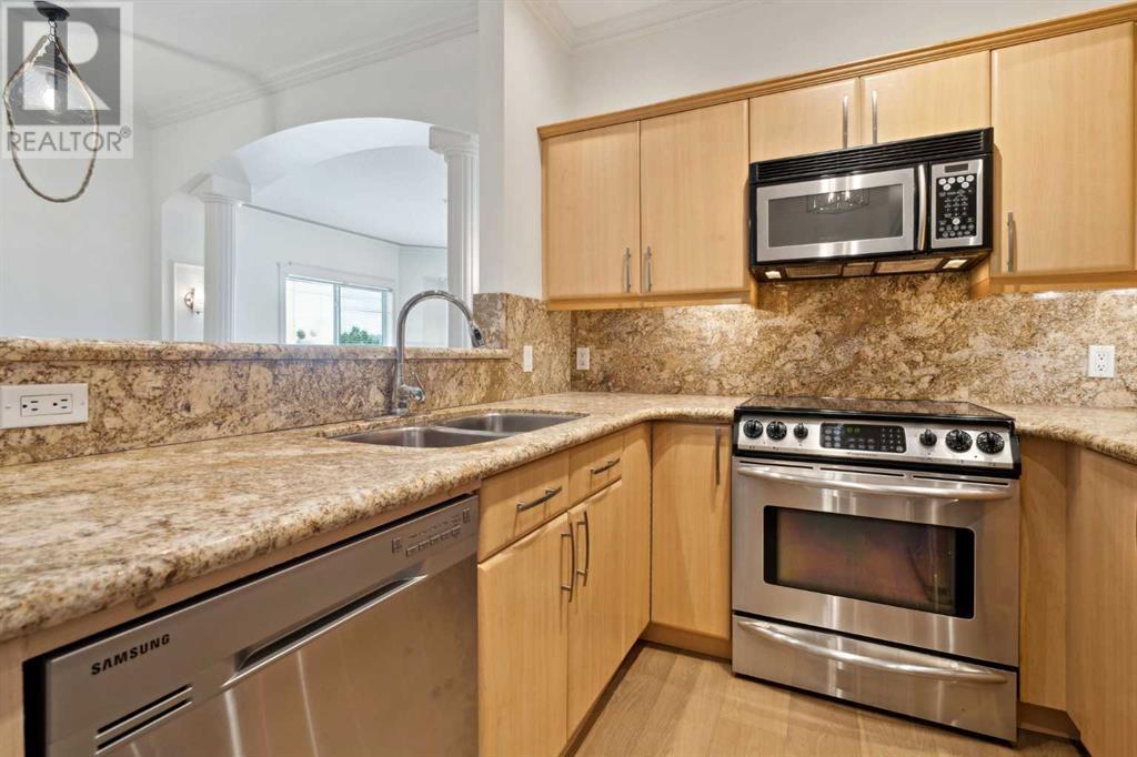 Single Family House for Sale in    Avenue SW Beltline Calgary 