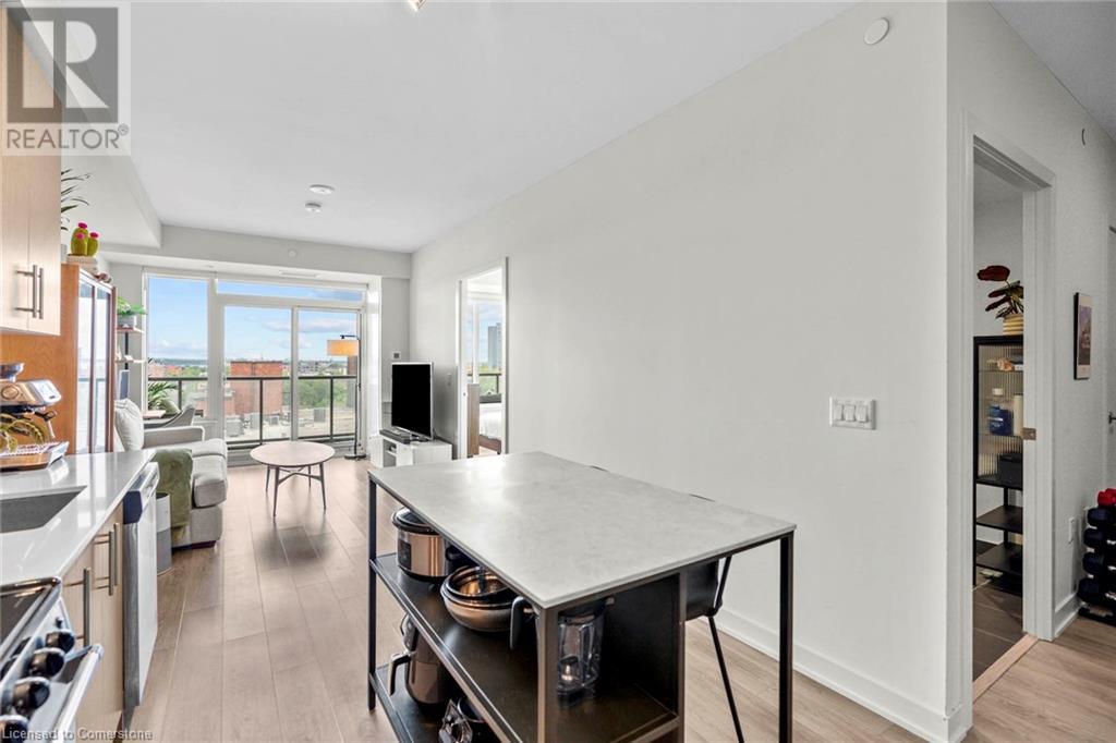 Photo 4 of 212 King William Street Unit 818, Hamilton ON