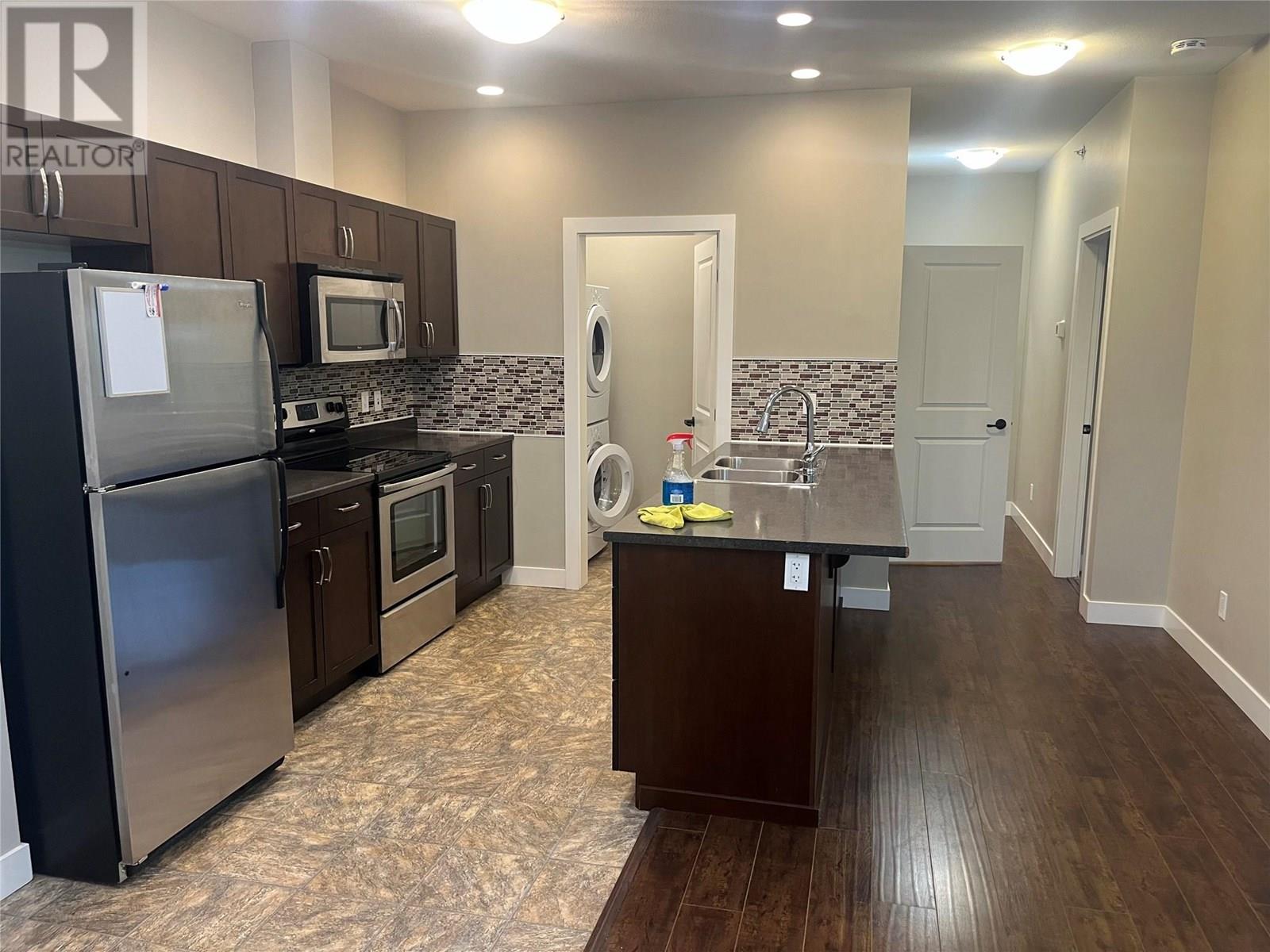 #504 5170 DALLAS DRIVE - Image 3