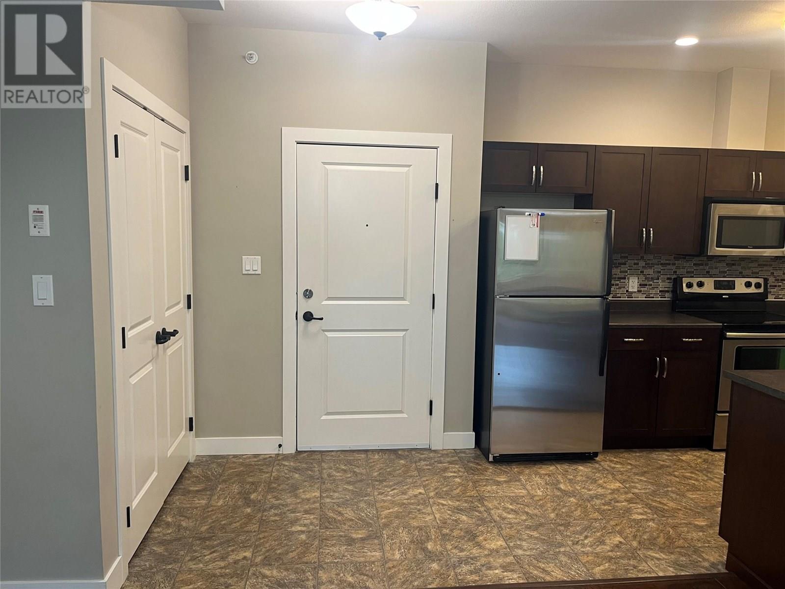 #504 5170 DALLAS DRIVE - Image 5