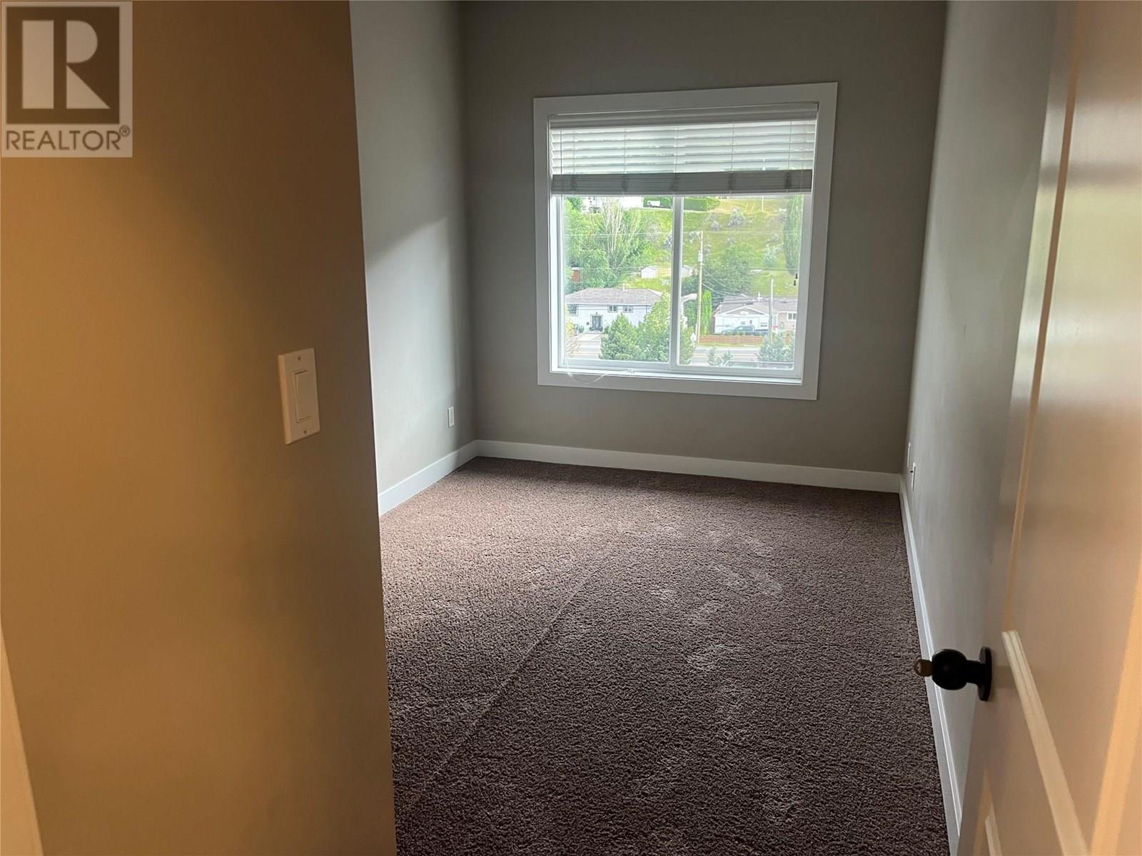 #504 5170 DALLAS DRIVE - Image 8
