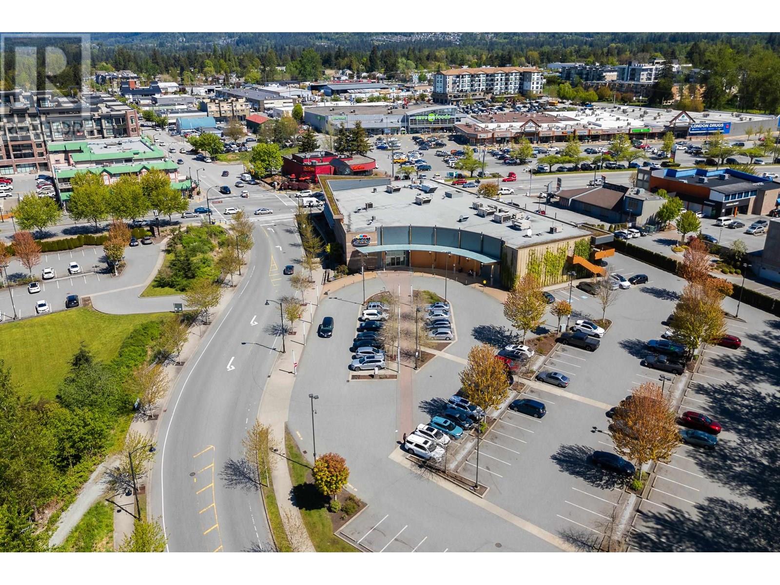 Photo 9 of 102 11641 227 Street, Maple Ridge BC