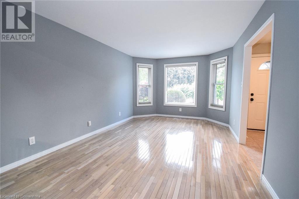 Photo 48 of 67 Lawnhurst Drive, Hamilton ON
