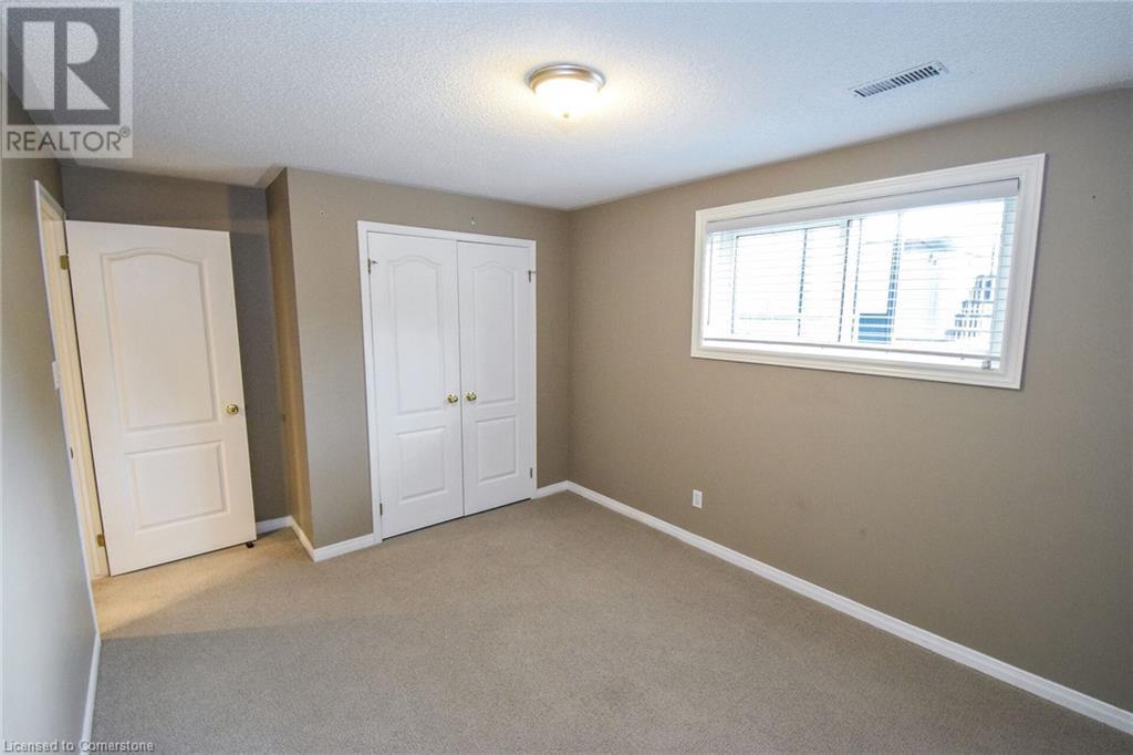 Photo 39 of 67 Lawnhurst Drive, Hamilton ON