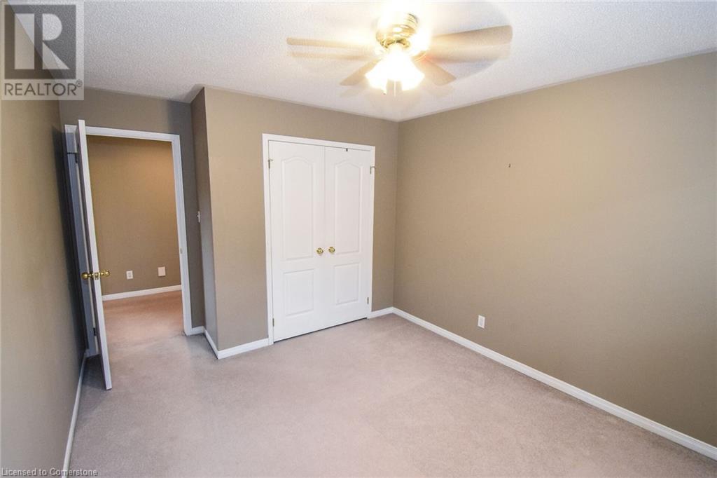Photo 10 of 67 Lawnhurst Drive, Hamilton ON