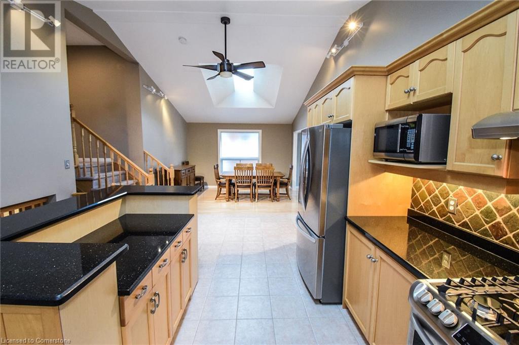 Photo 29 of 67 Lawnhurst Drive, Hamilton ON