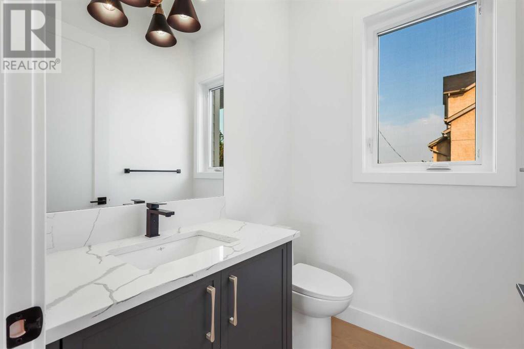 Single Family House for Sale in   Avenue SW Bankview Calgary 