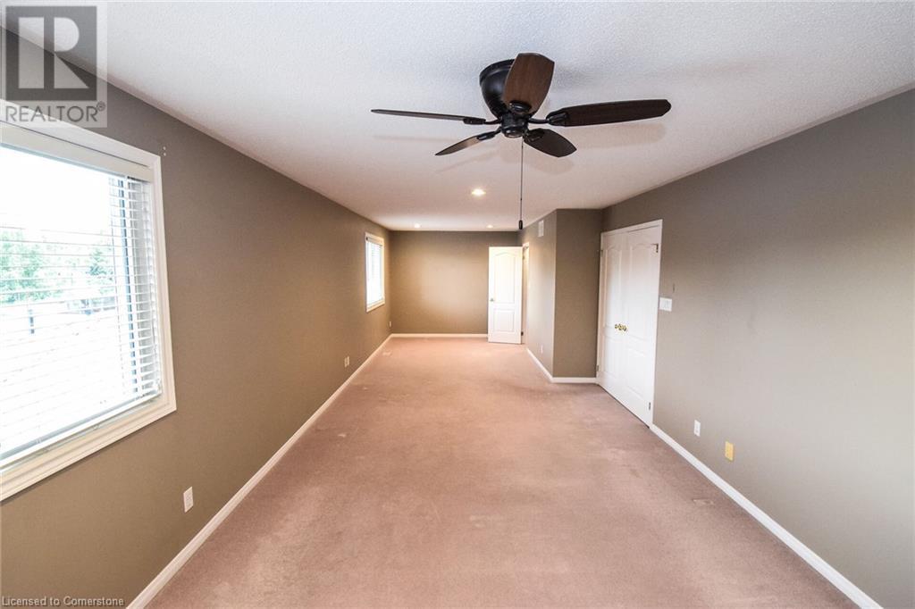 Photo 8 of 67 Lawnhurst Drive, Hamilton ON