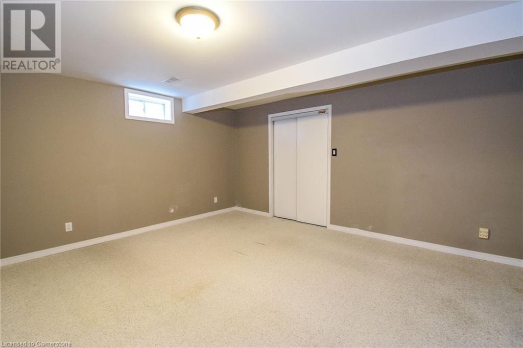 Photo 24 of 67 Lawnhurst Drive, Hamilton ON