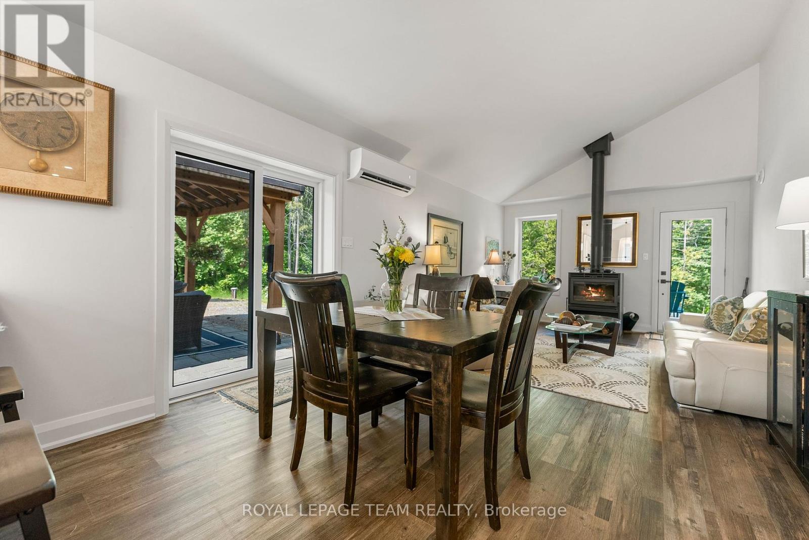 Photo 15 of 554 Poplar Way, Greater Madawaska ON