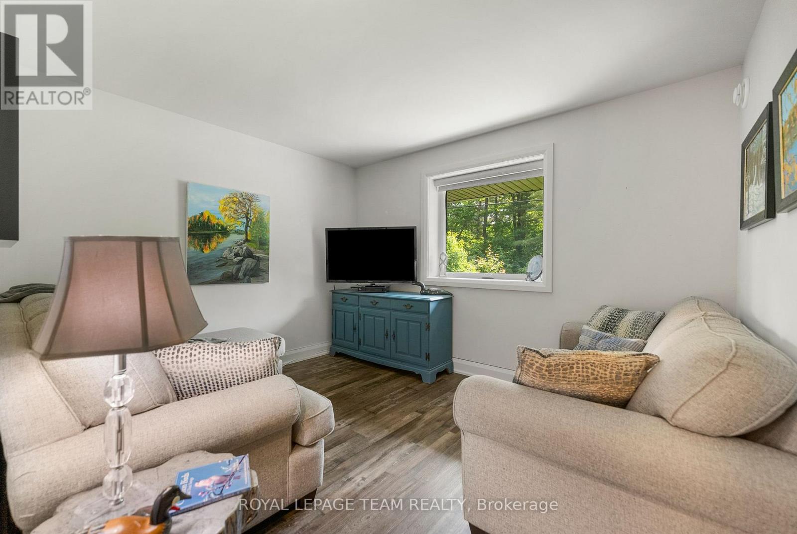 Photo 21 of 554 Poplar Way, Greater Madawaska ON