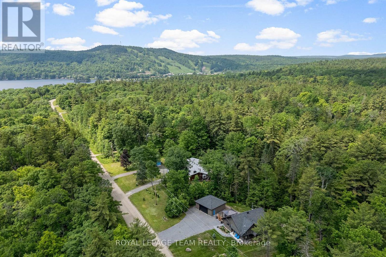Photo 30 of 554 Poplar Way, Greater Madawaska ON