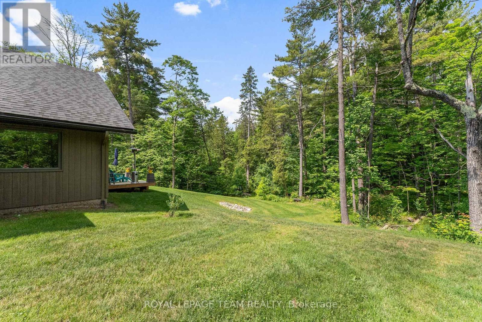 Photo 26 of 554 Poplar Way, Greater Madawaska ON