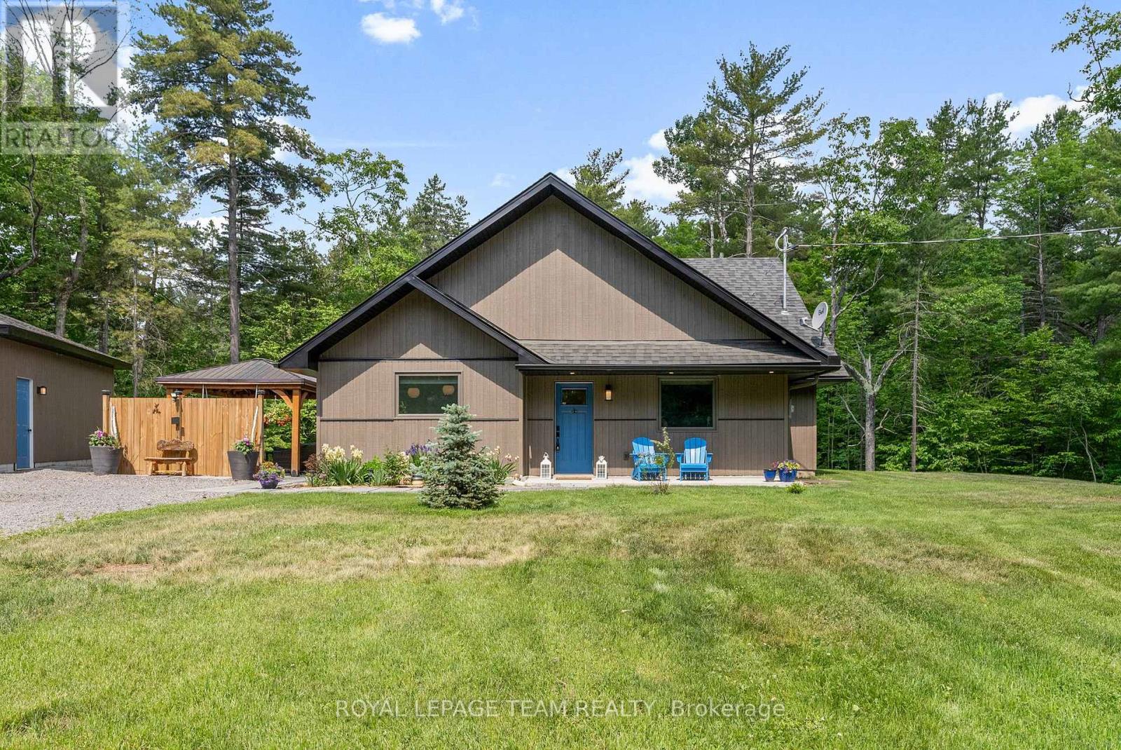 Photo 24 of 554 Poplar Way, Greater Madawaska ON