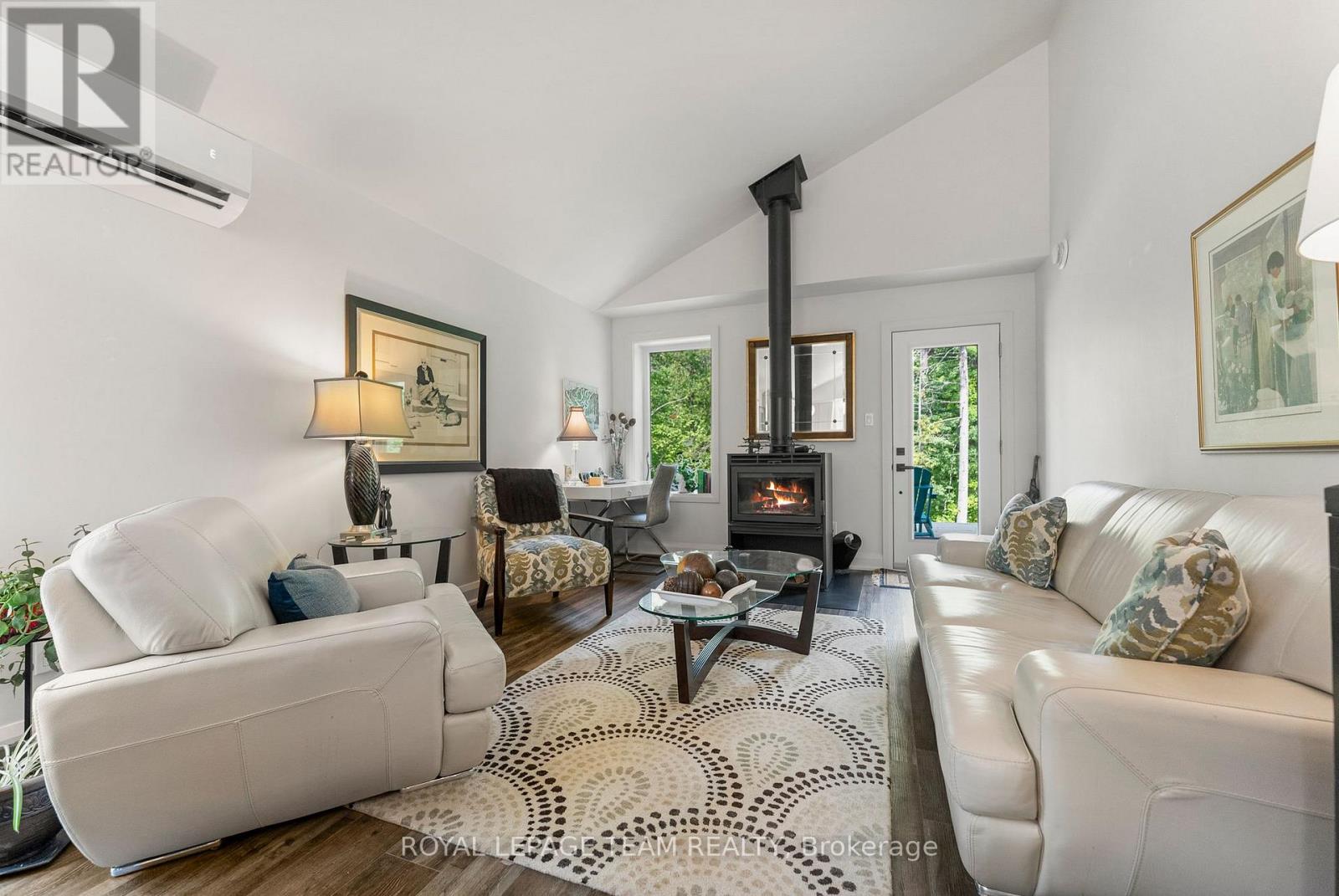 Photo 7 of 554 Poplar Way, Greater Madawaska ON