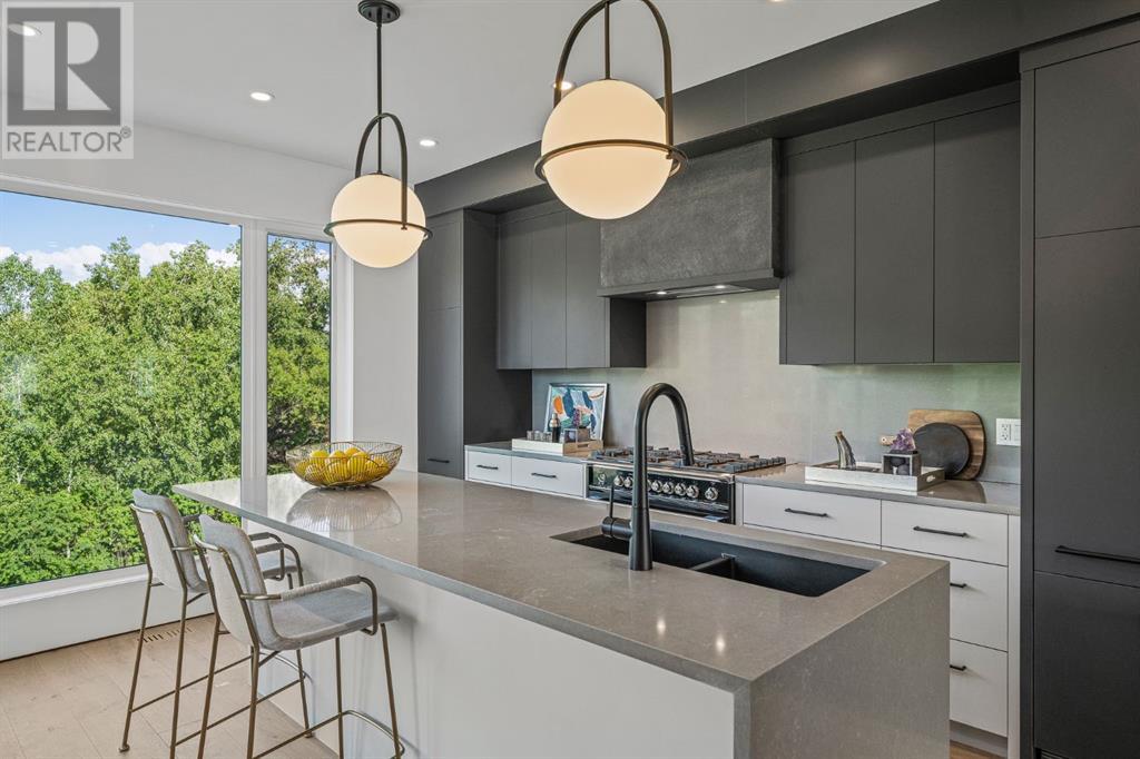 Single Family House for Sale in   Street NW Capitol Hill Calgary 