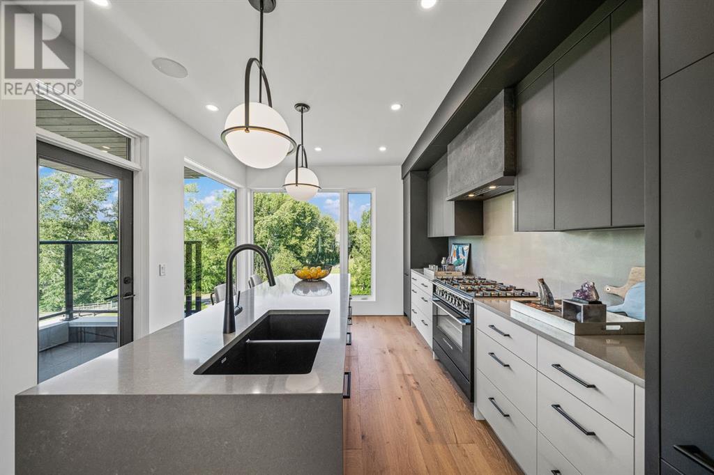 Single Family House for Sale in   Street NW Capitol Hill Calgary 
