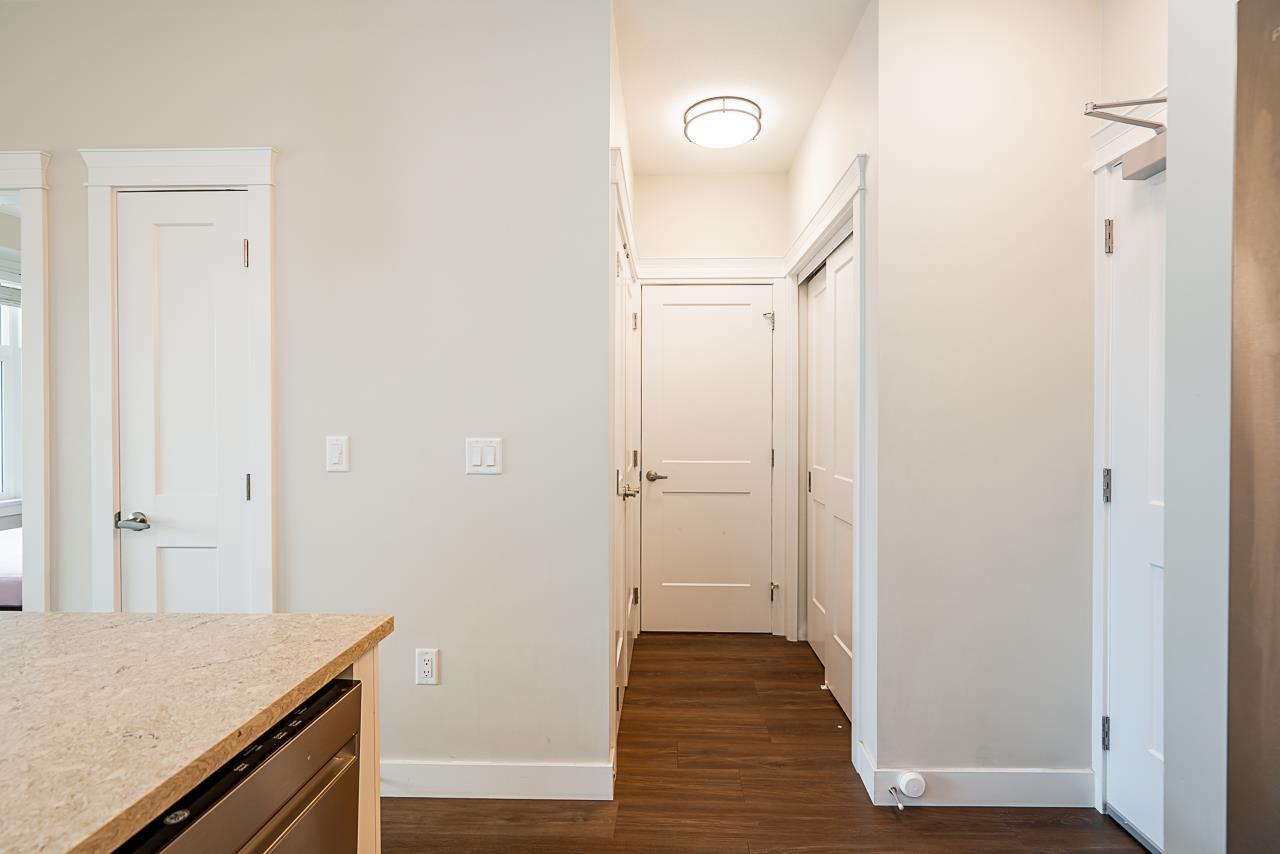 425 11077 RAVINE ROAD, Surrey