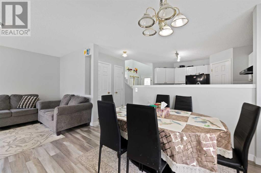 Single Family House for Sale in  Tarington Park NE Taradale Calgary 