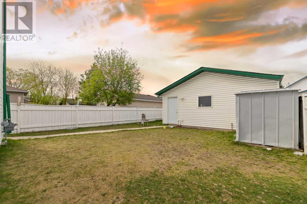 Single Family House for Sale in  Tarington Park NE Taradale Calgary 
