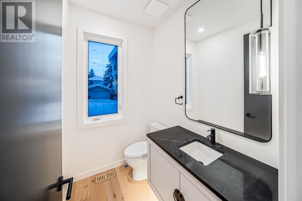 Single Family House for Sale in   Avenue NW Capitol Hill Calgary 