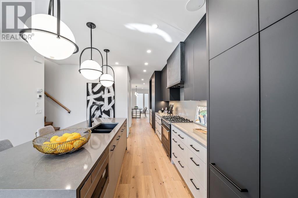 Single Family House for Sale in   Street NW Capitol Hill Calgary 