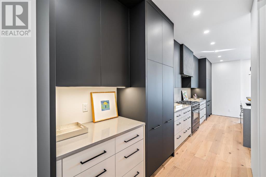 Single Family House for Sale in   Street NW Capitol Hill Calgary 