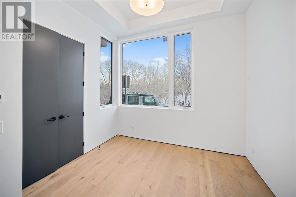 Single Family House for Sale in   Street NW Capitol Hill Calgary 