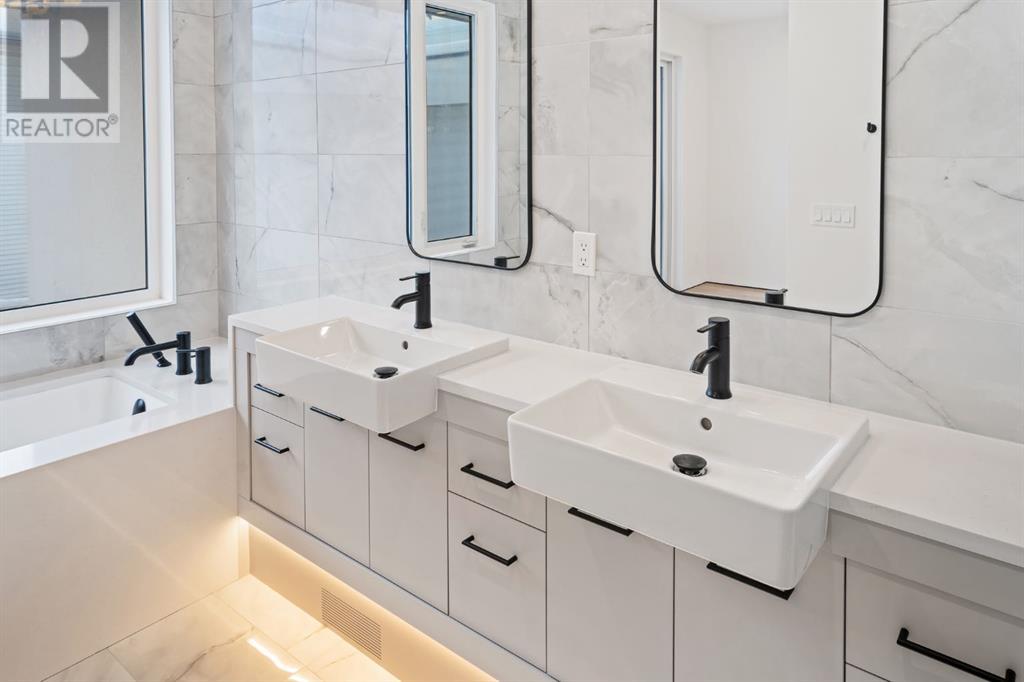 Single Family House for Sale in   Street NW Capitol Hill Calgary 