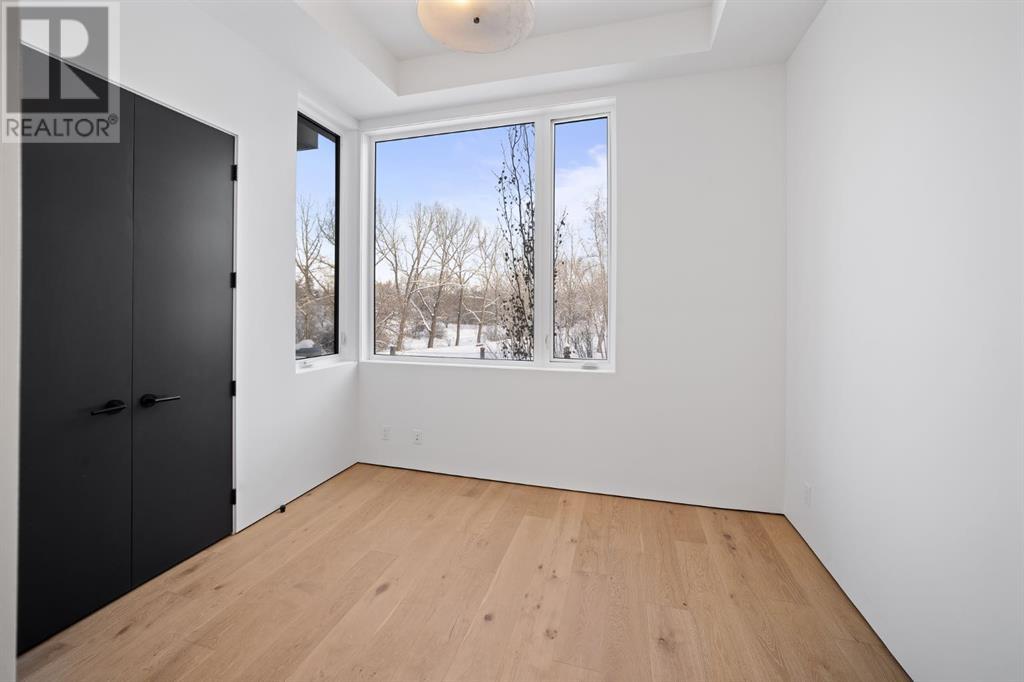 Single Family House for Sale in   Street NW Capitol Hill Calgary 