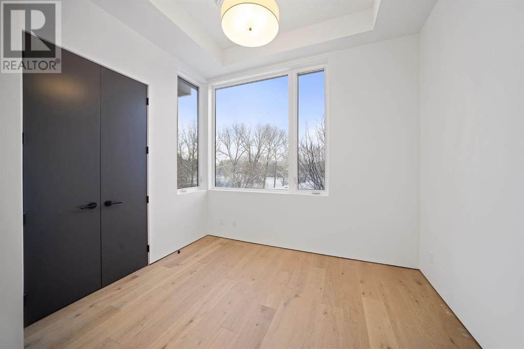 Single Family House for Sale in   Street NW Capitol Hill Calgary 