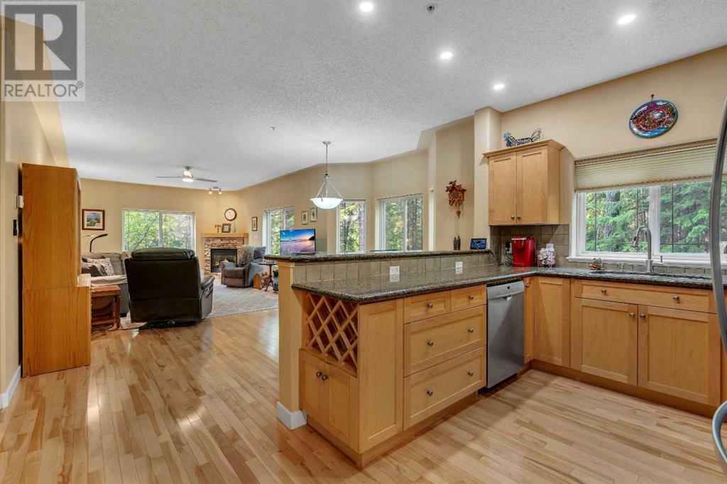 Single Family House for Sale in   Discovery Ridge Close SW Discovery Ridge Calgary 