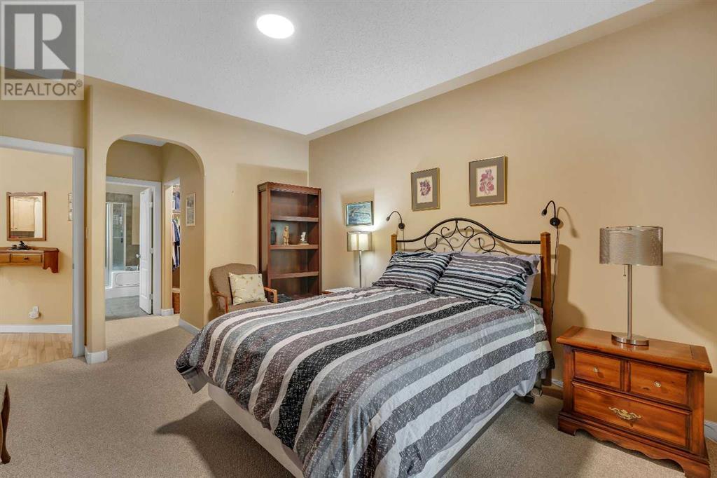 Single Family House for Sale in   Discovery Ridge Close SW Discovery Ridge Calgary 