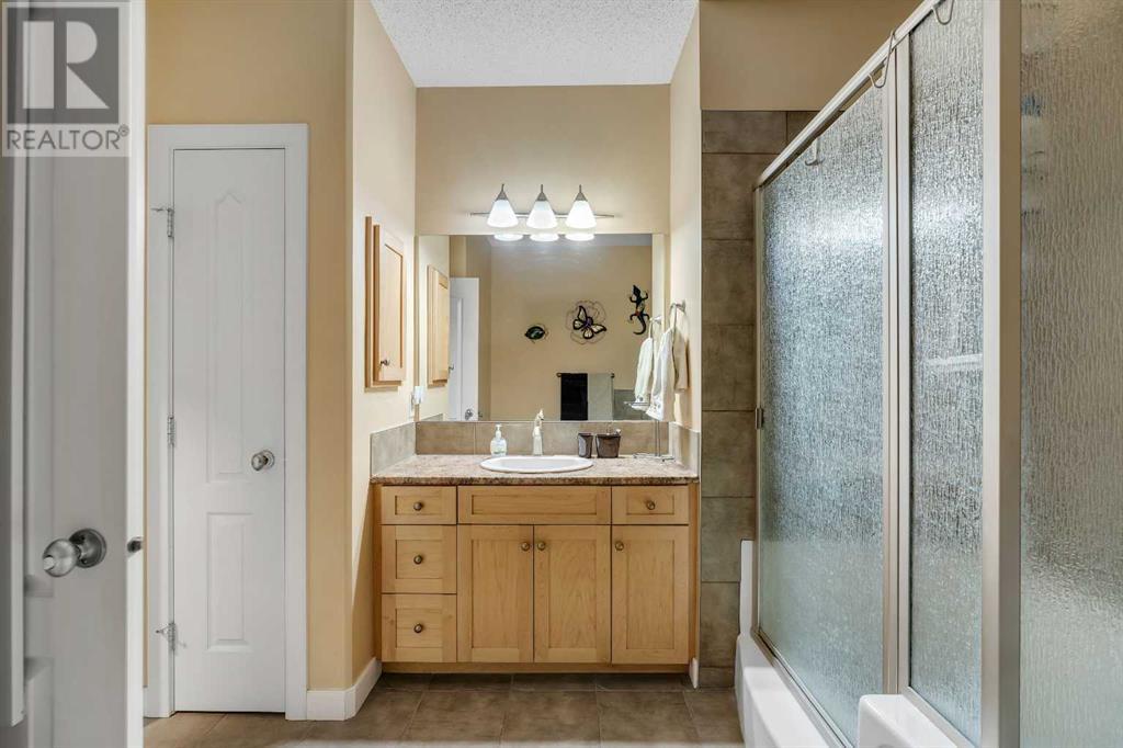 Single Family House for Sale in   Discovery Ridge Close SW Discovery Ridge Calgary 