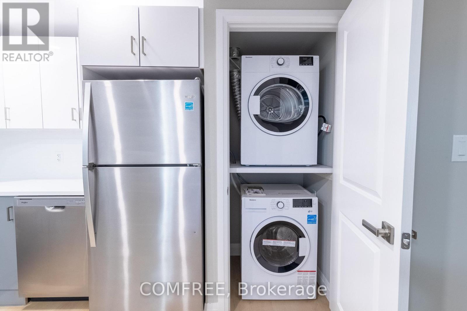 Photo 8 of 155 Hagar Street, Welland ON