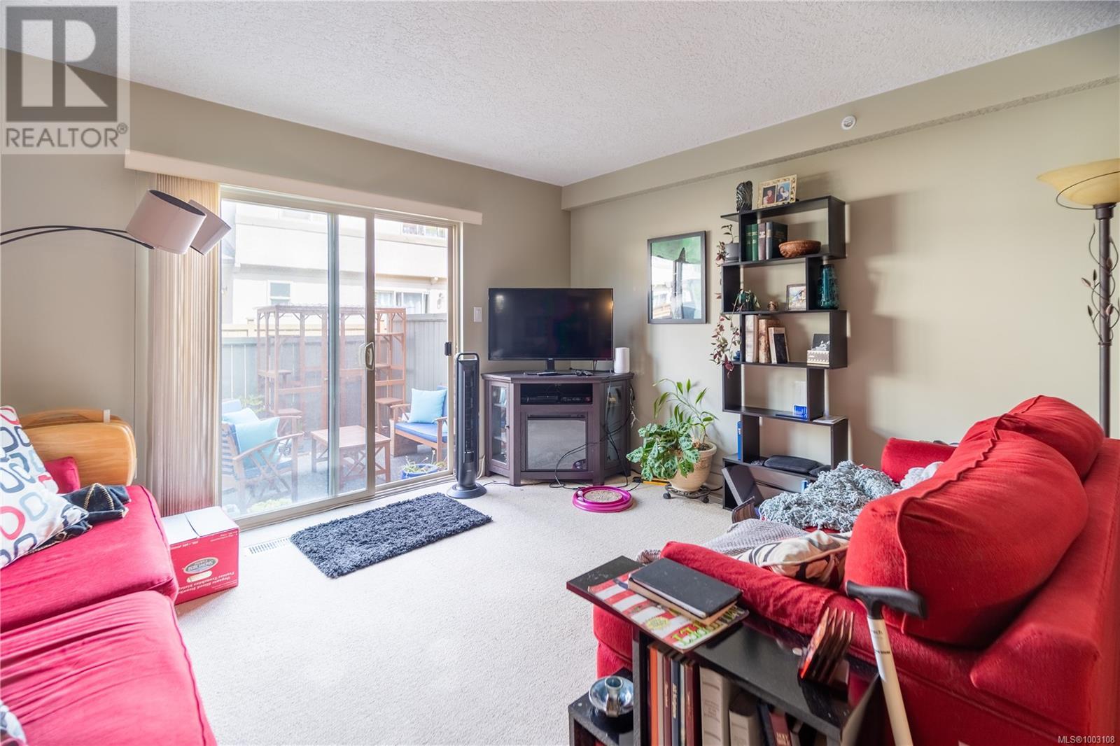 #52 4061 LARCHWOOD DR - Image 5