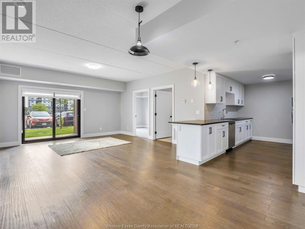 Photo 11 of 4578 Huron Church Line Road Unit 101, Lasalle ON