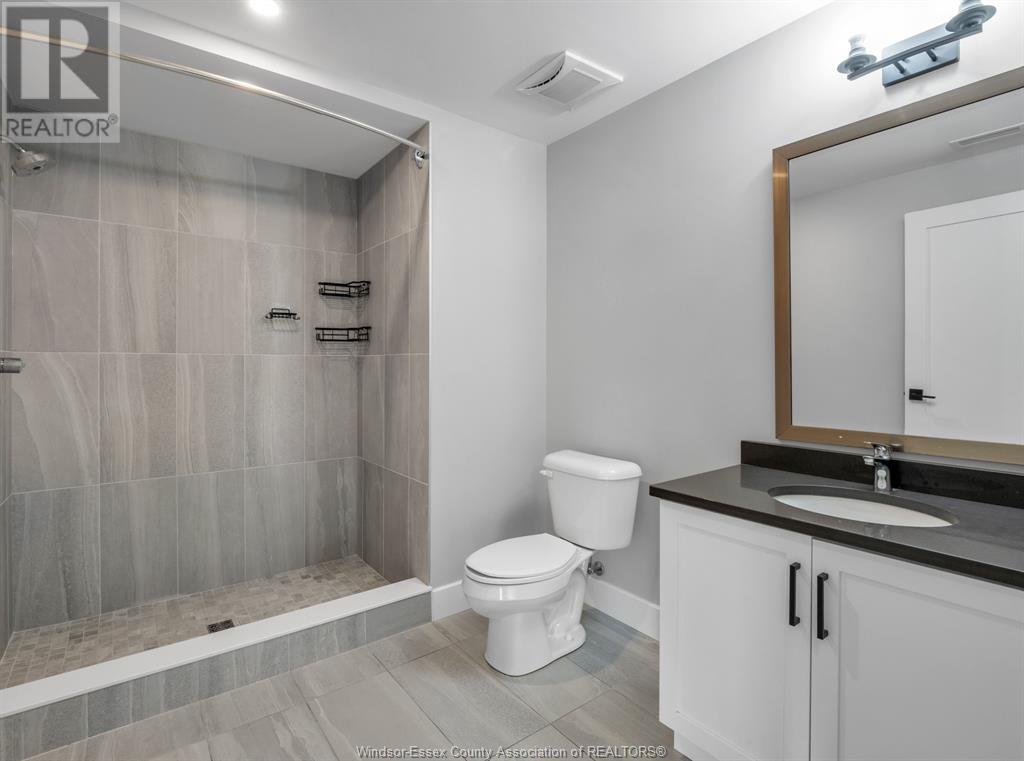 Photo 15 of 4578 Huron Church Line Road Unit 101, Lasalle ON