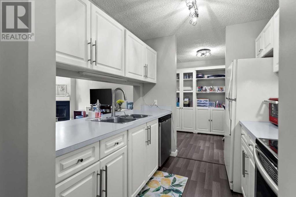 Single Family House for Sale in   Patterson Hill SW Patterson Calgary 