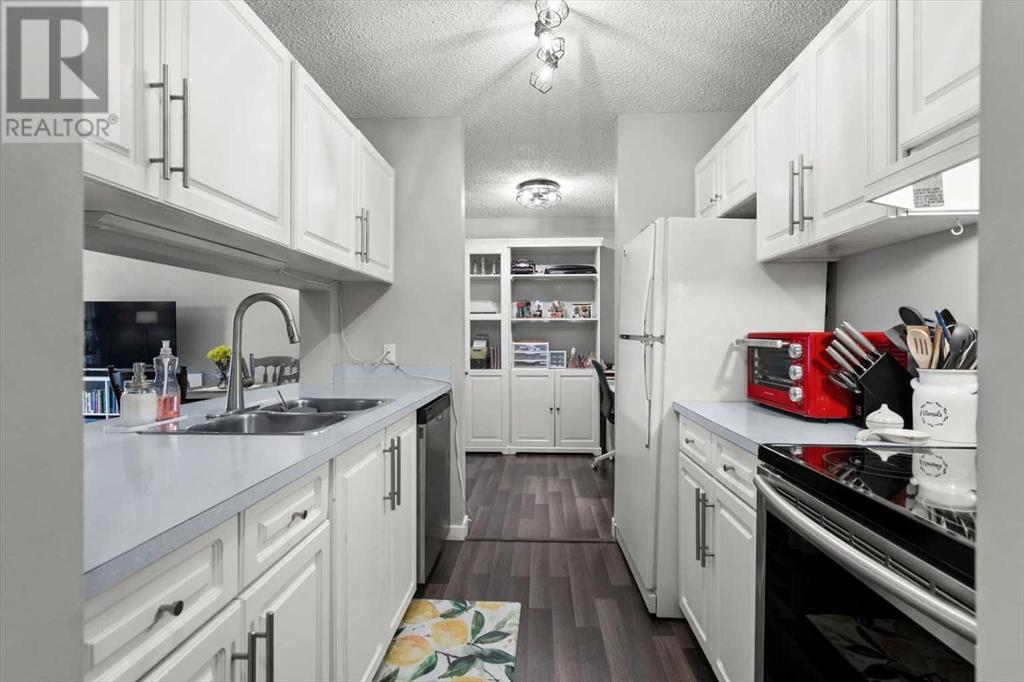 Single Family House for Sale in   Patterson Hill SW Patterson Calgary 