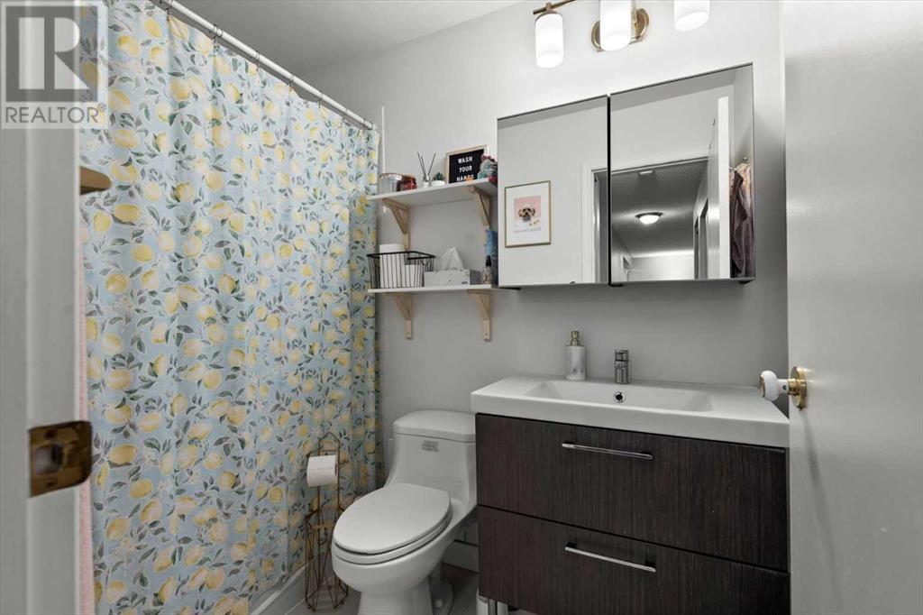 Single Family House for Sale in   Patterson Hill SW Patterson Calgary 