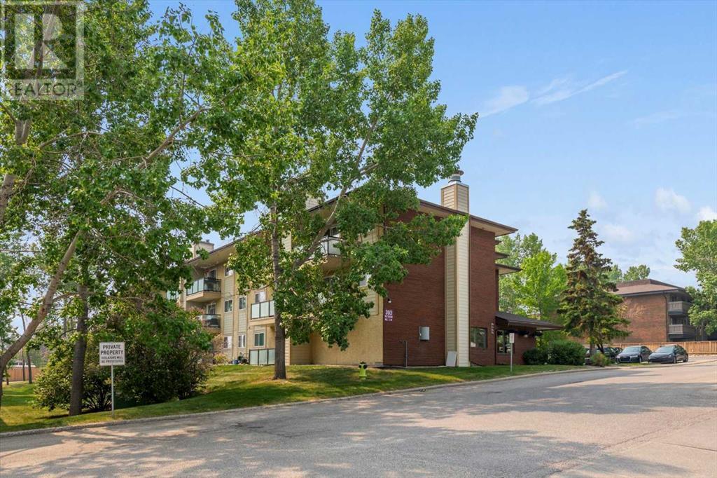 Single Family House for Sale in   Patterson Hill SW Patterson Calgary 
