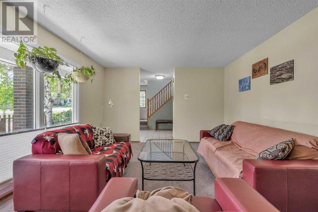 Single Family House for Sale in  Sarcee Road SW Rutland Park Calgary 