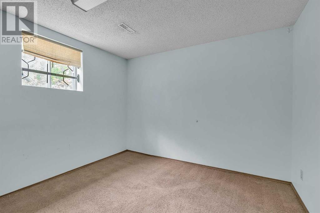 Single Family House for Sale in  Sarcee Road SW Rutland Park Calgary 
