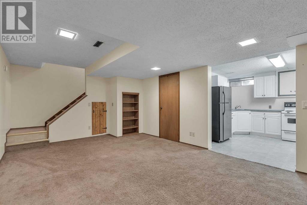 Single Family House for Sale in  Sarcee Road SW Rutland Park Calgary 