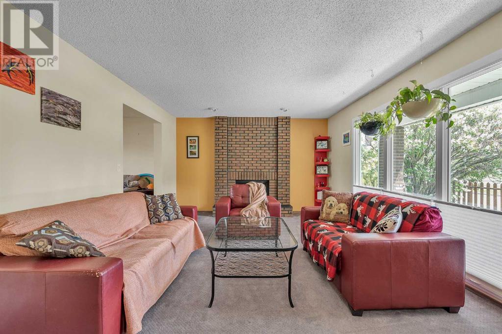Single Family House for Sale in  Sarcee Road SW Rutland Park Calgary 